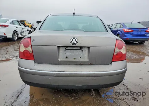 2003 Volkswagen Passat Gls from USA, damaged, VIN WVWPD63B53P055106